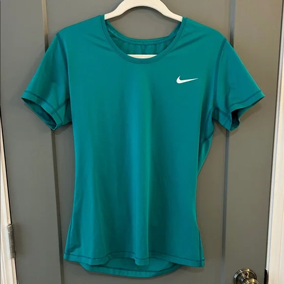 Nike Women's Teal Short Sleeve Tee Dri-Fit Size X-LARGE - Picture 1 of 6